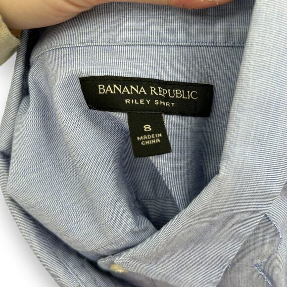 Banana Republic Button Up Top Size 8 light blue Scalloped Preppy Coquette Work - Picture 9 of 10
